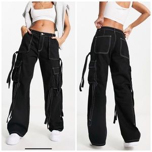 Wide Leg Cargo Jeans